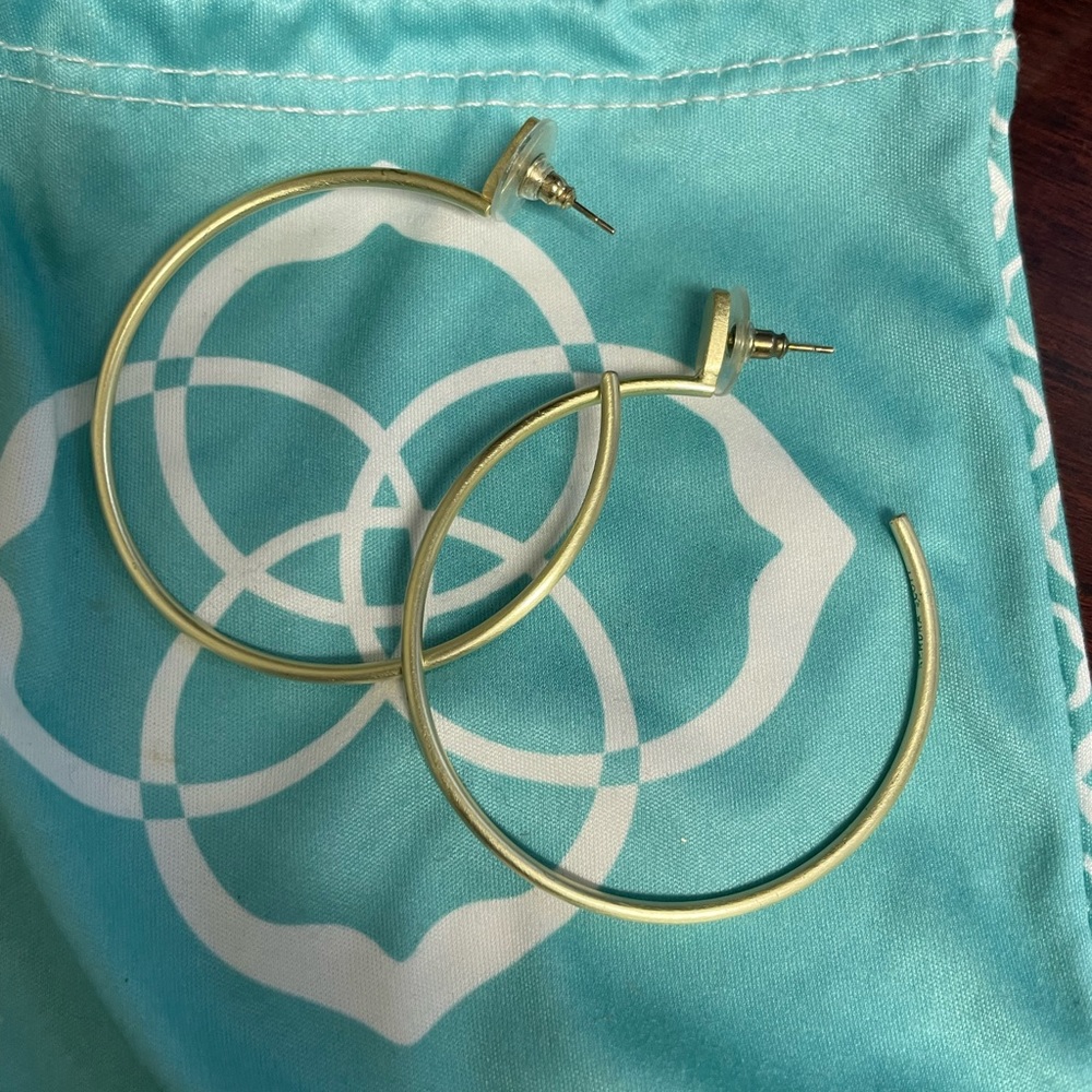 Kendra Scott Gold Hoops